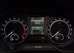Skoda Octavia RS спидометр