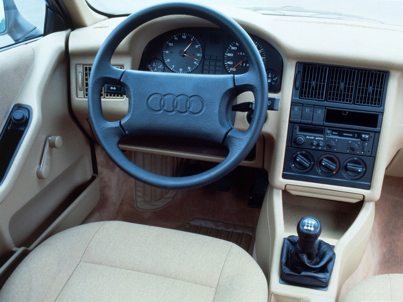 Салон Audi 80 B4