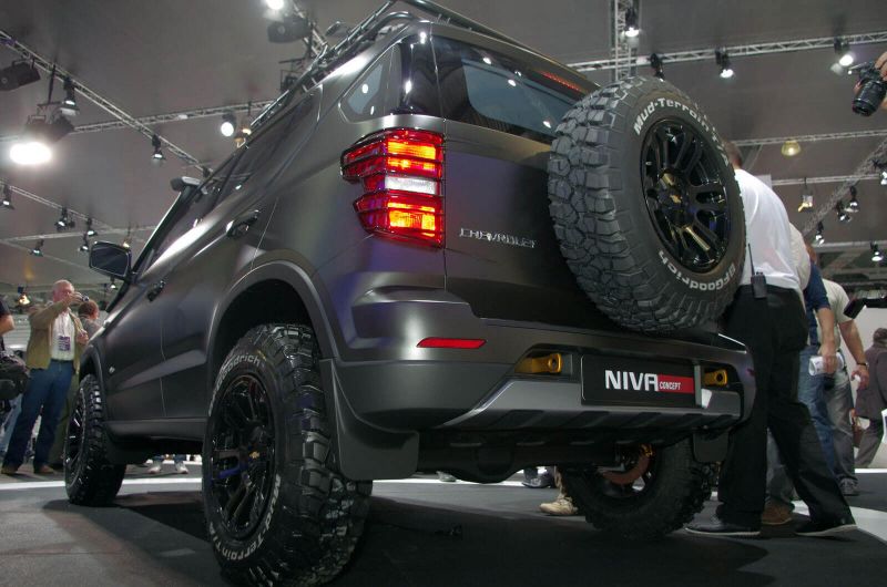 Chevrolet Niva вид сзади Вид сзади Chevrolet Niva