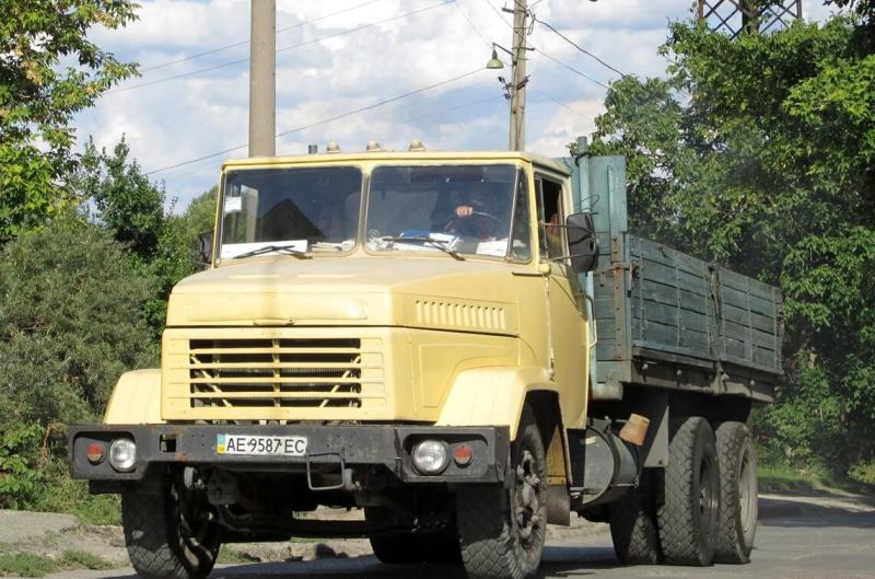 Вид спереди КрАЗ-250
