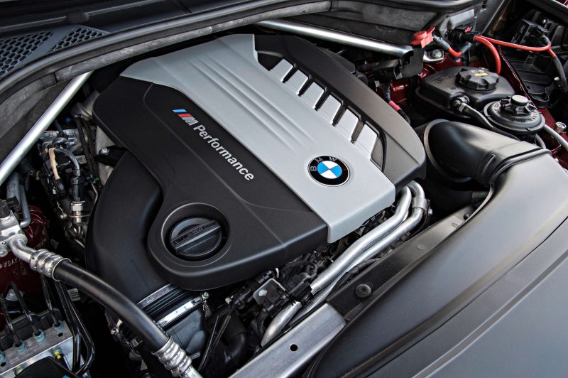BMW X6 M50d двигатель