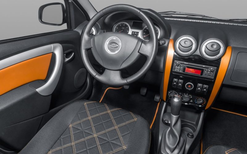 Передняя панель Lada Largus Cross