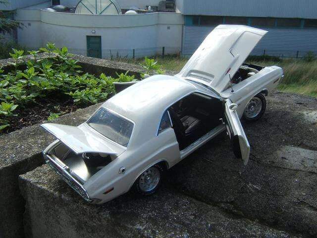 Dodge Challenger R/T 440 фотография