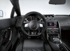 Lamborghini Gallardo салон