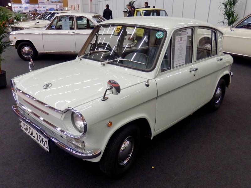 Mazda Carol 600