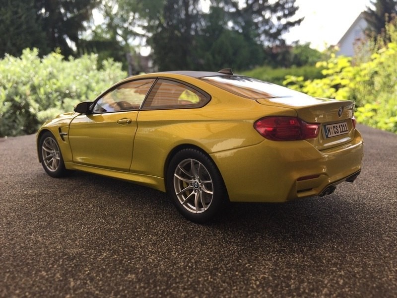 Авто BMW M4