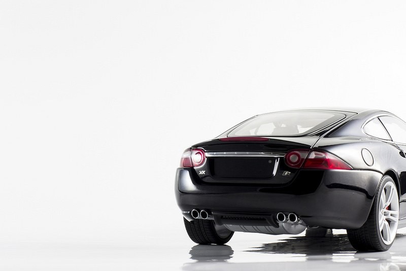 Автомобильная модель Jaguar XKR Coupe 