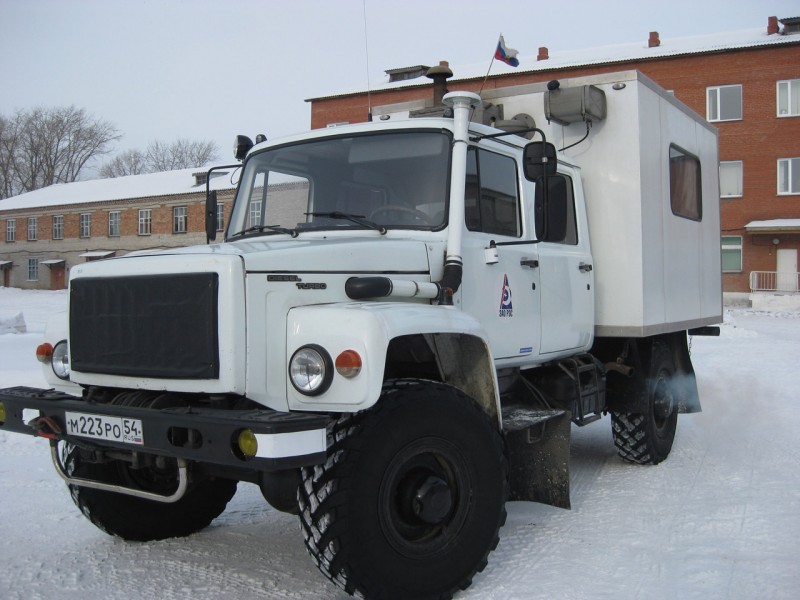 ГАЗ 33081