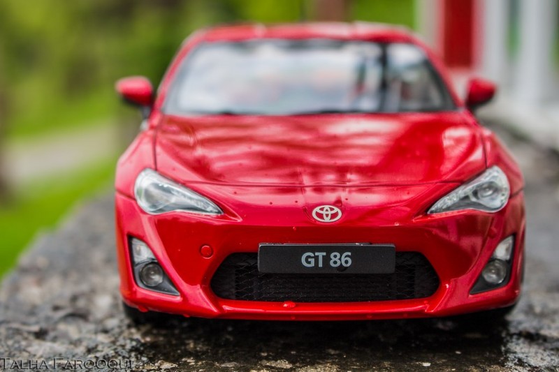 Toyota GT86 вид спереди