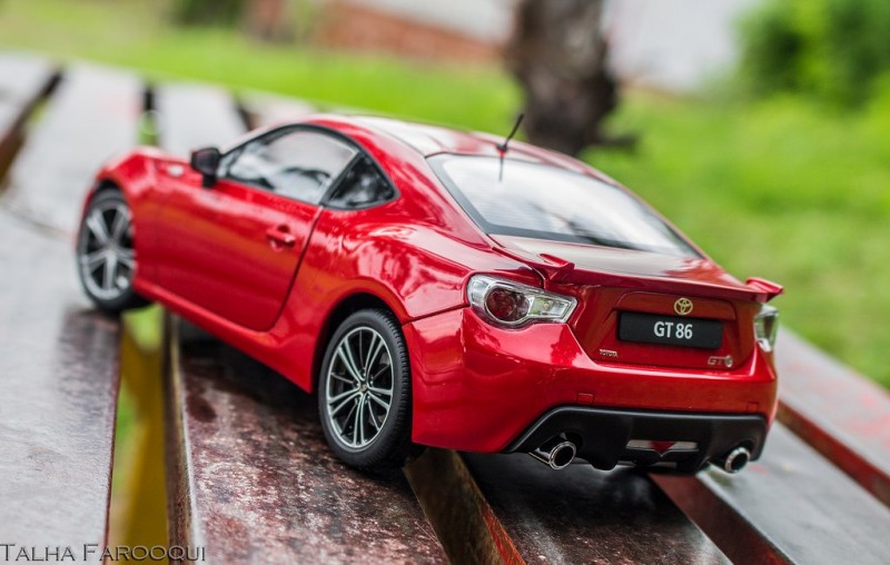 Toyota GT86 вид сбоку