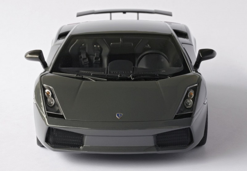 Lamborghini Gallardo Superleggera вид спереди
