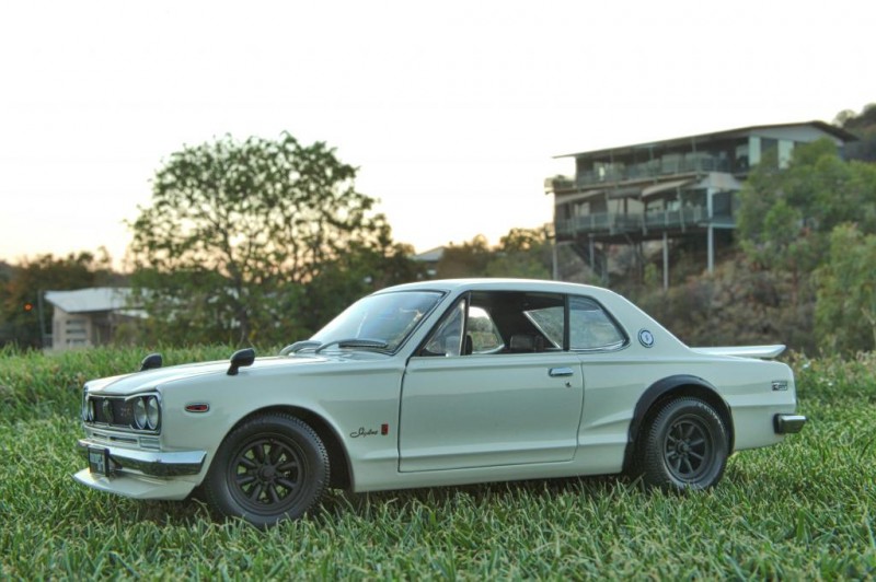 Nissan Skyline 2000 GT-R вид сбоку