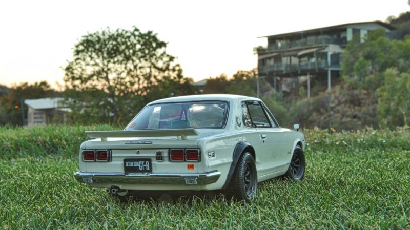 Nissan Skyline 2000 GT-R вид сзади