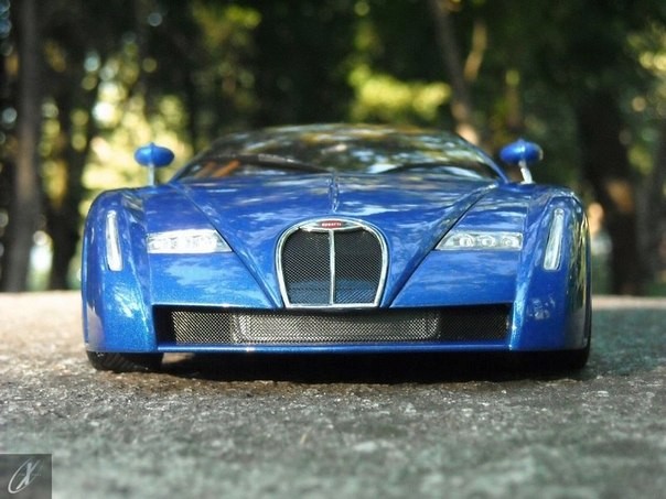 Bugatti Chiron авто
