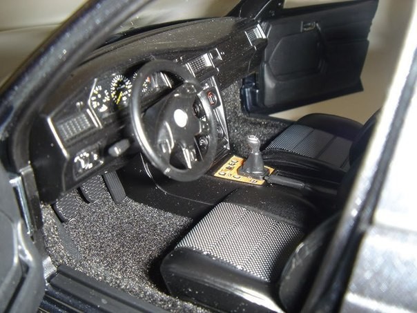 Салон Mercedes Benz 190E 2.5-16 Evo 2 