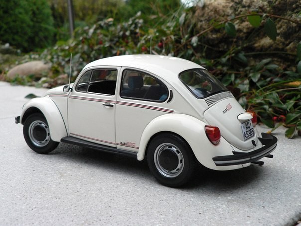 Вид сбоку Volkswagen Jeans Bug 