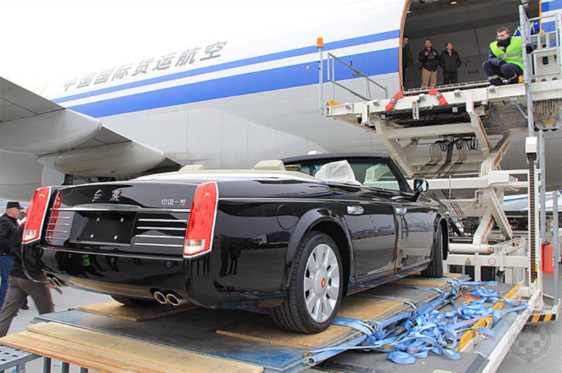 Hong Qi L5 вид сзади