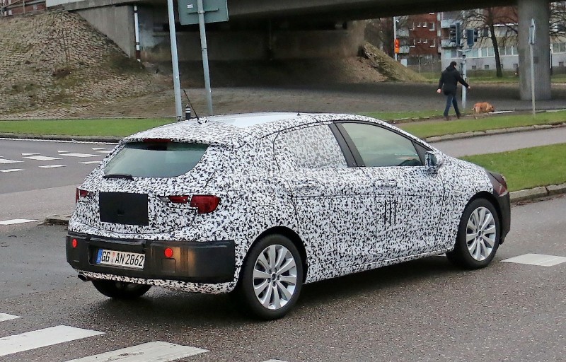 Автомобиль Opel Astra