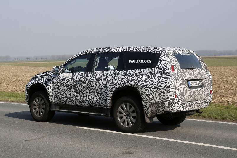 Фотография Mitsubishi Pajero Sport 2016