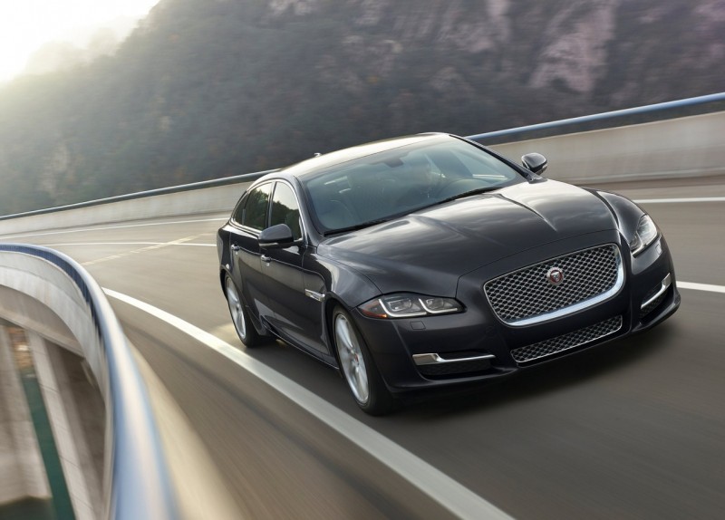 Фотография автомобиля Jaguar XJ