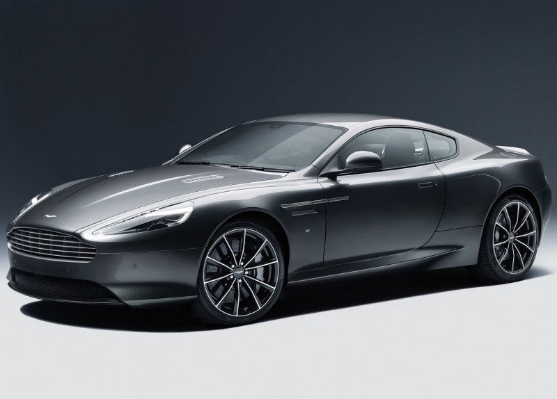 Автомобиль Aston Martin Vanquish