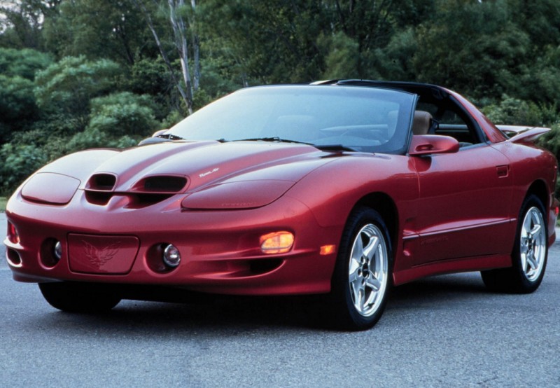 Pontiac Firebird 2001 года
