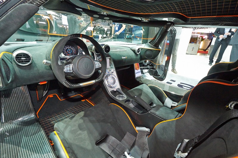 Koenigsegg One 1 фотография салона