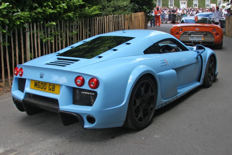 Вид сзади Noble M600