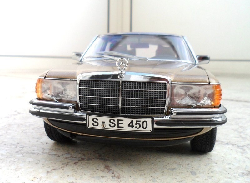 Mercedes-Benz 450 SEL вид спереди