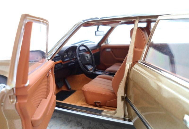 Mercedes-Benz 450 SEL салон