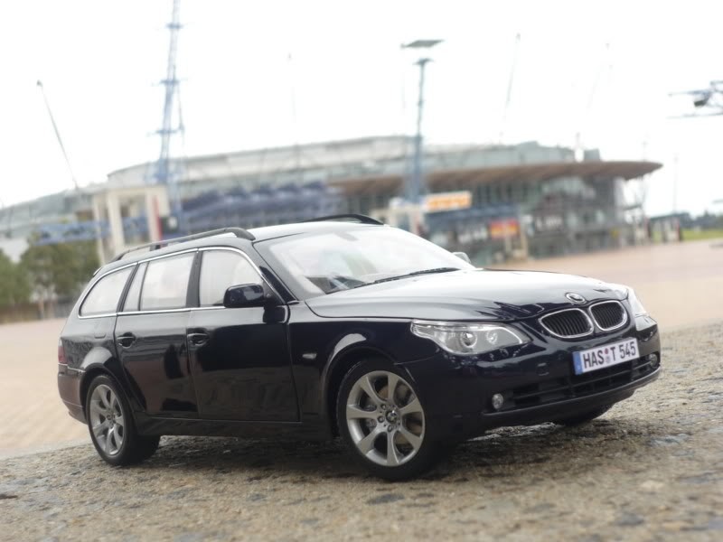 BMW 545i Touring фото авто