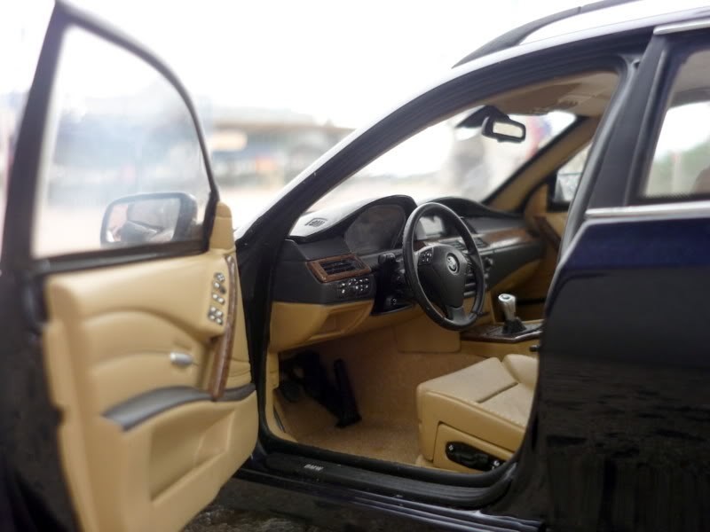 BMW 545i Touring салон