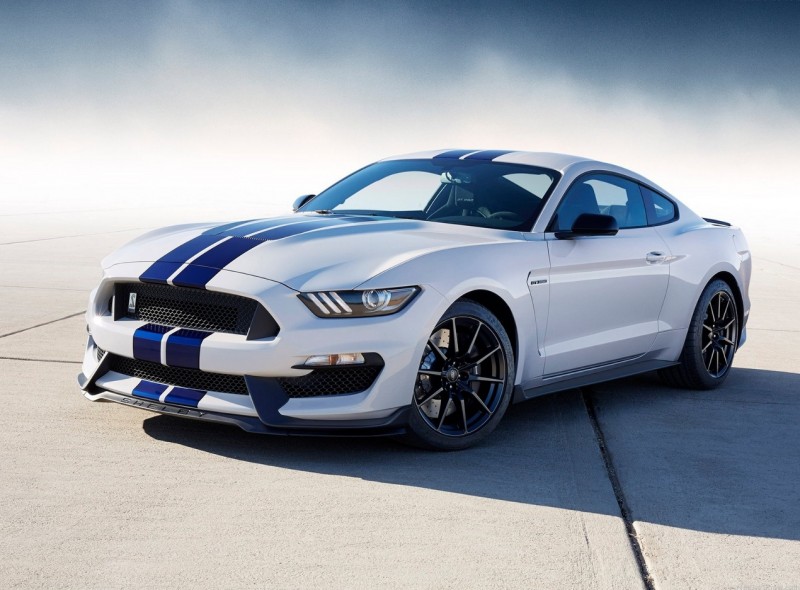 Ford Mustang Shelby GT350 2015 года