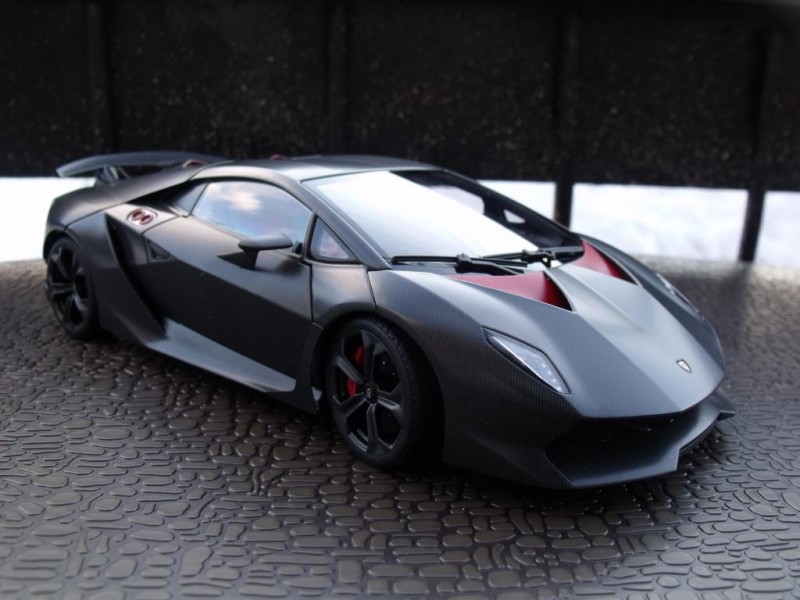 Lamborghini Sesto Elemento