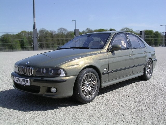 BMW M5 E39 фото авто