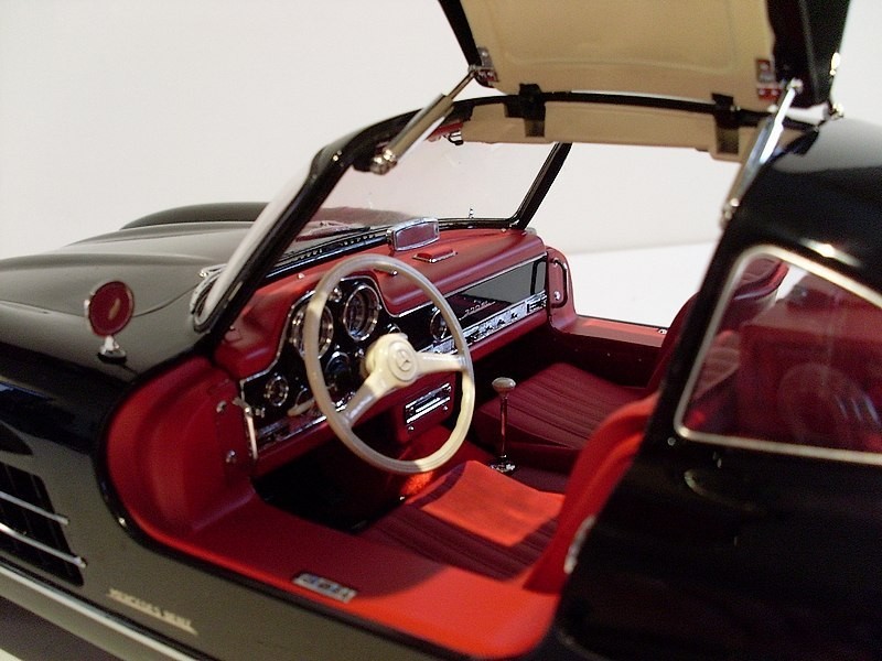 Салон Mercedes-Benz 300SL 