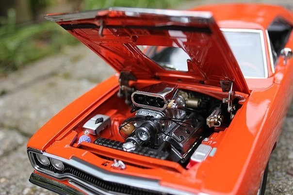 Двигатель Plymouth Roadrunner 