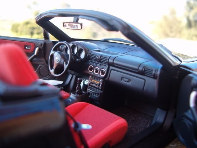 Фотография салона Toyota MR2 Spyder 