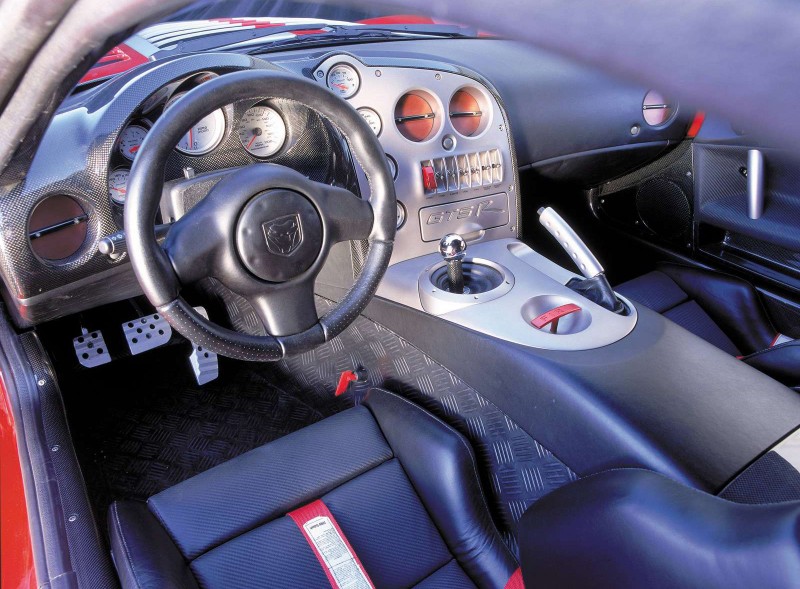 Dodge Viper GTS-R фотография салона