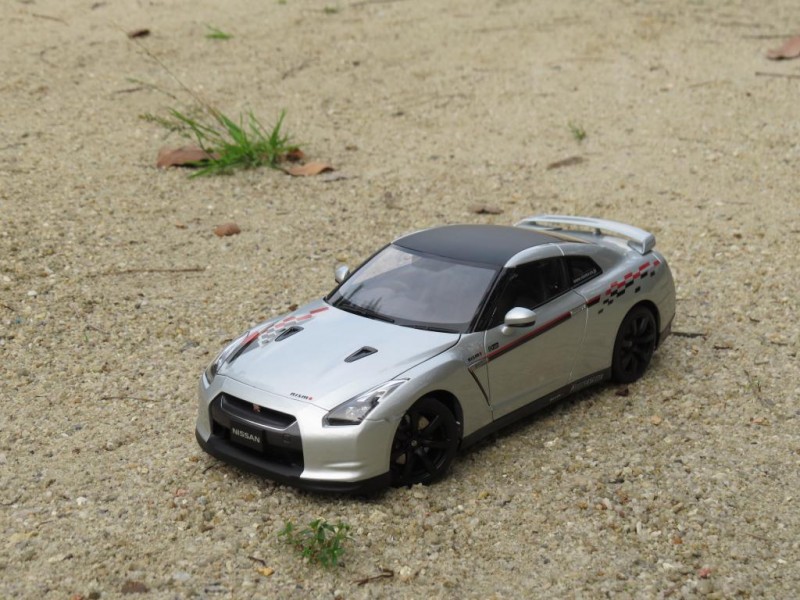 Nissan GT-R R35 Nismo автомобильная модель