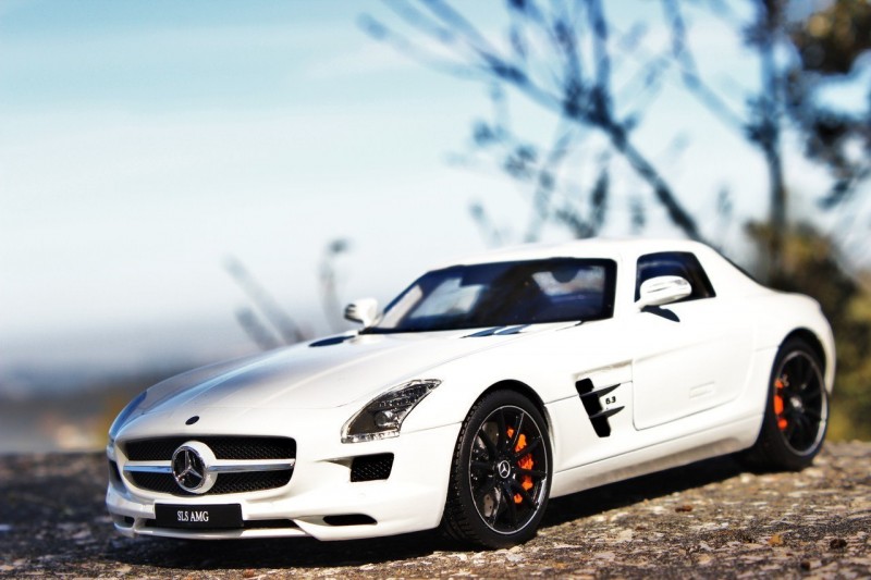 Mercedes-Benz SLS AMG