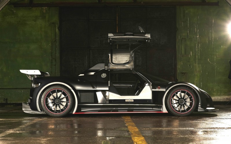 Gumpert Apollo Enraged вид сбоку