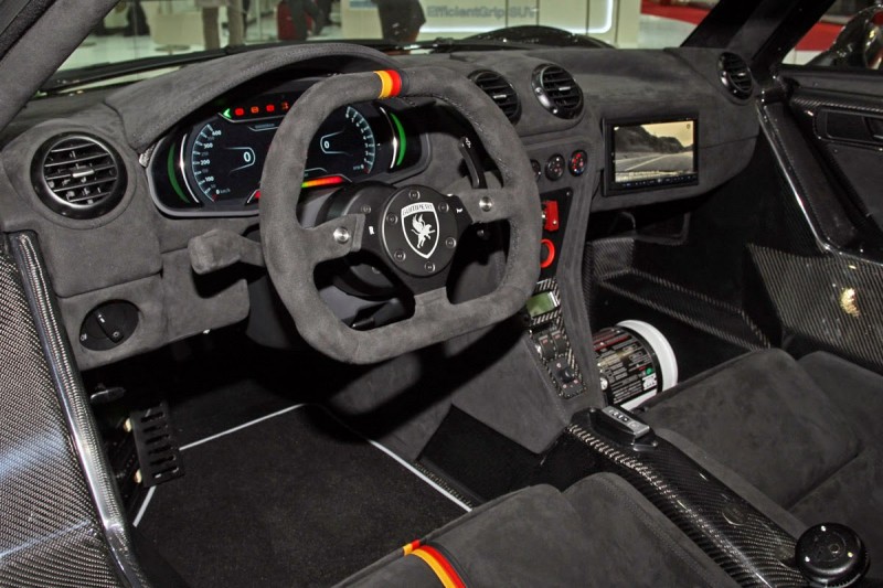 Gumpert Apollo Enraged фотография салона