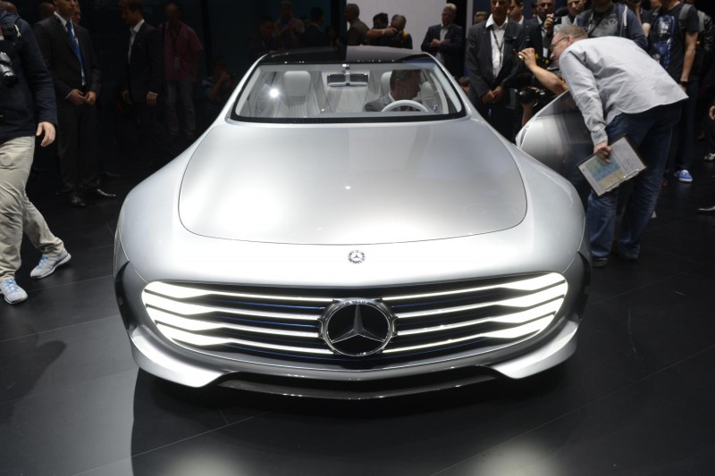 Mercedes-Benz IAA вид спереди