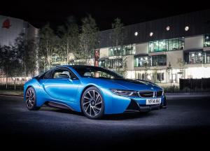 Фото БМВ I8