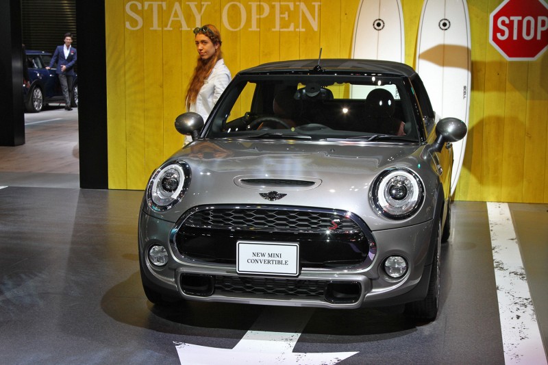Фотография Mini Cabrio