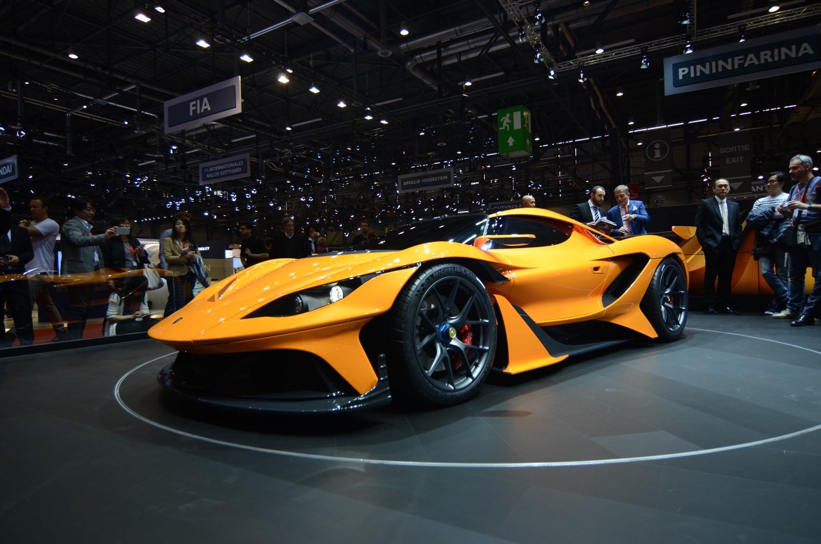 Rimac Concept One назван самым быстрым электрокаром в мире