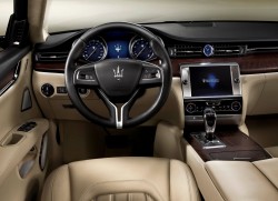 Maserati Quattroporte фото салона