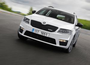 Вид спереди Шкода Октавиа РС