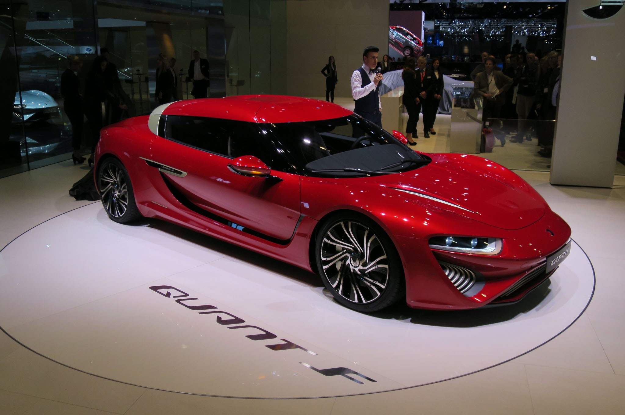 NanoFlowcell Quant F фото